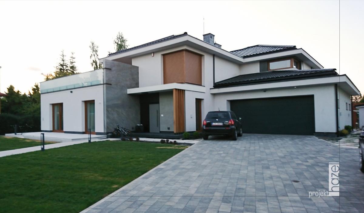 Hazel projekt – projektowanie elewacji. projekt elewacji i ogrodzenia, projektowanie elewacji, biła elewacja, projekt elewacji domu, projekt ogrodzenia frontowego, projektowanie elewacji online, realizacja projektu elewacji i ogrodzenia, elewacja w stylu willowym, biała willa, projekt elewacji lubelskie, elewacja domu w Tomaszowie Lubelskim, 